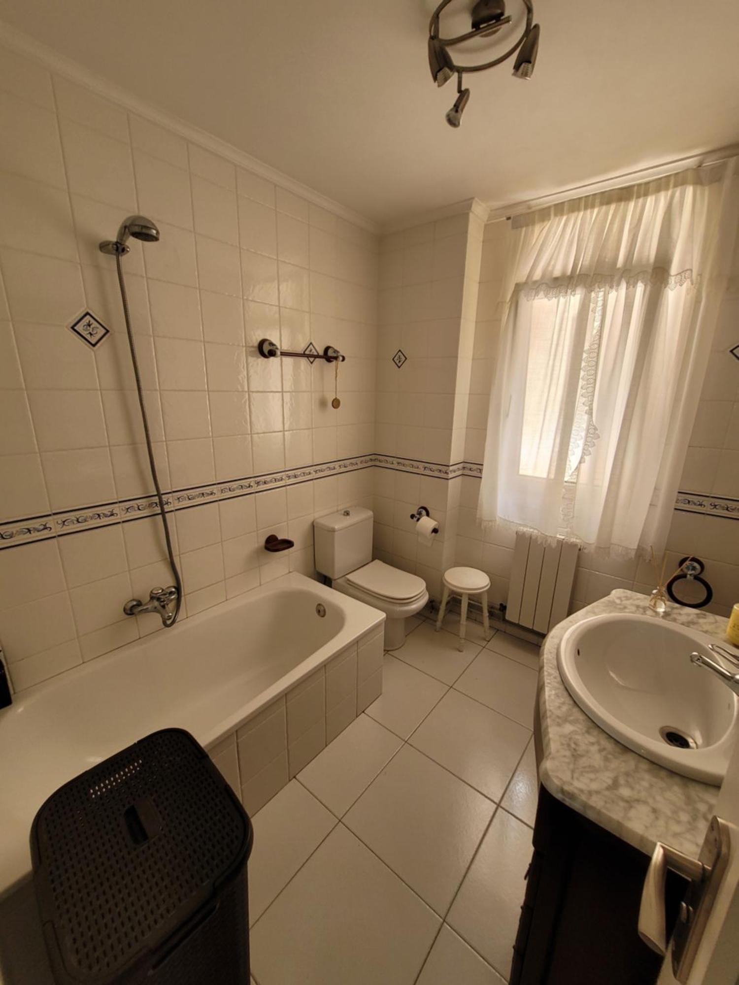 Nuevo! Pisazo En El Centro Para 8 Personas Santander Luaran gambar